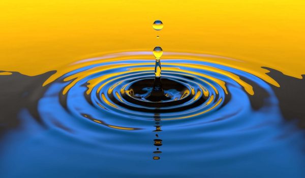 blue and yellow water drop ripple