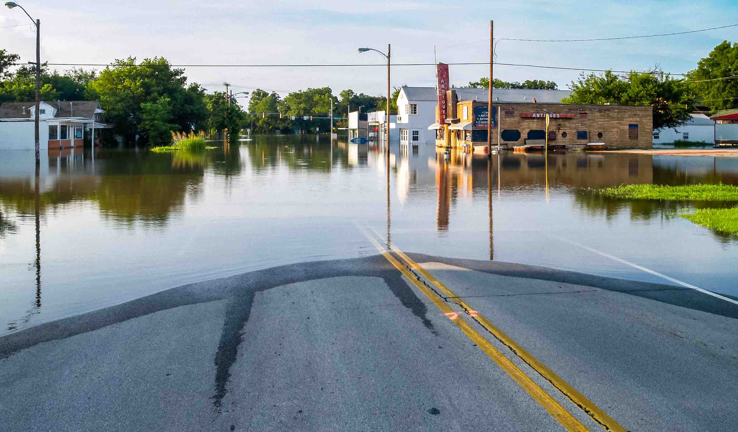 What's the hype around machine learning and AI for flood mitigation?
